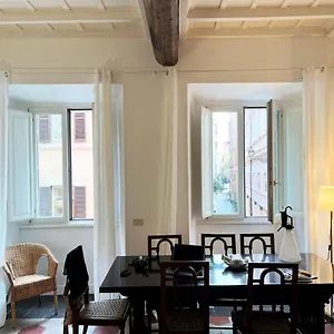 castel-santangelo-relais.it-romehotels.com/